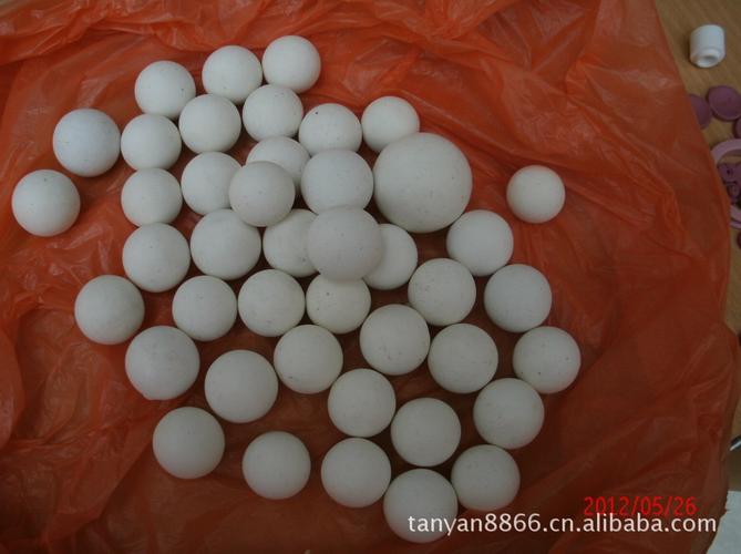 高耐磨氧化铝陶瓷球氧化锆陶瓷精球陶瓷装饰球配重陶瓷球